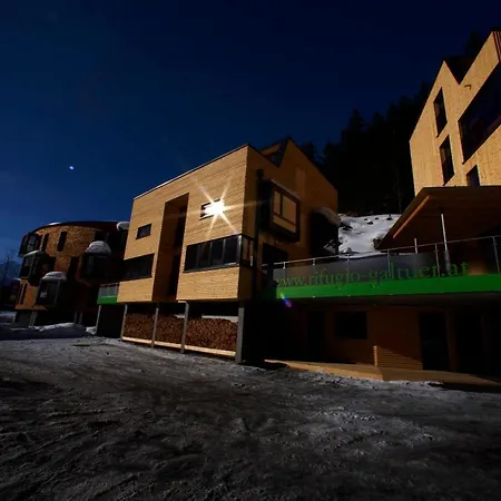 Rifugio - 2 Ferienhaeuser بيت للعطل *
